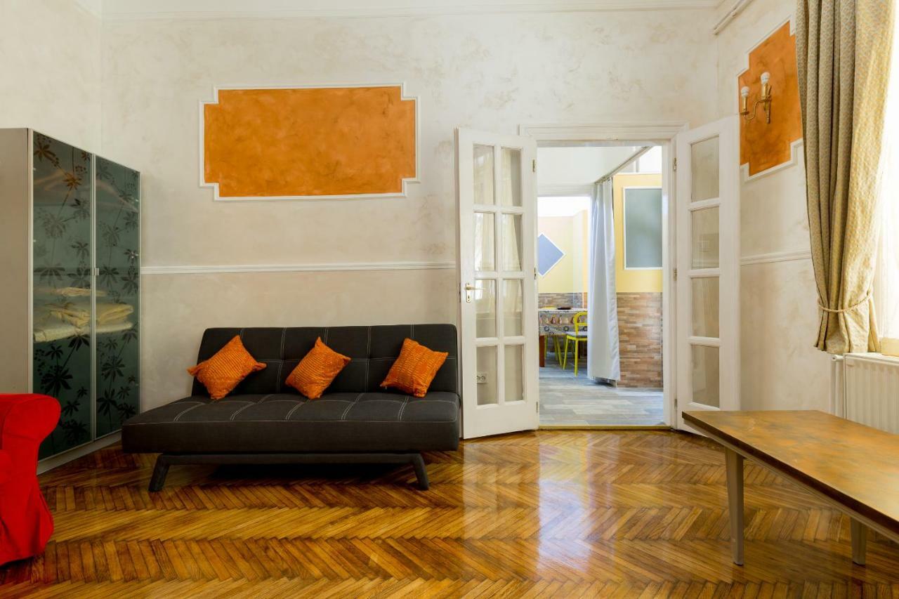Budapestapartment9 Luaran gambar