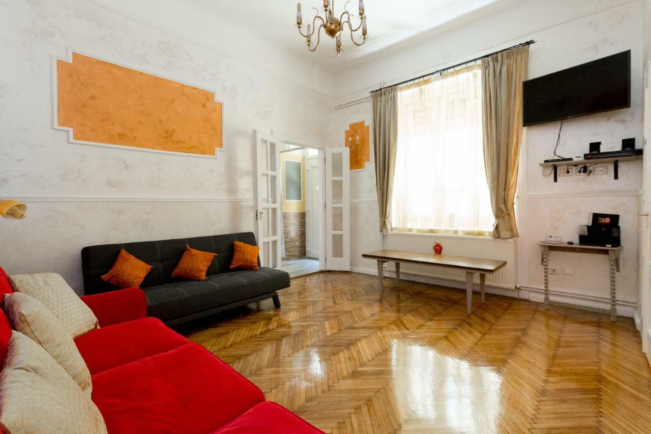 Budapestapartment9 Luaran gambar